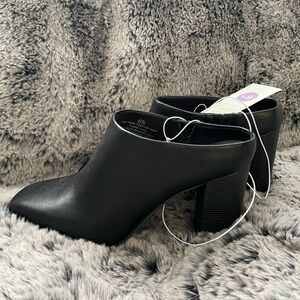 Elegant Black Women's Heeled Mules